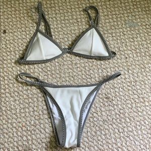 cute bikini set   ¡never worn!